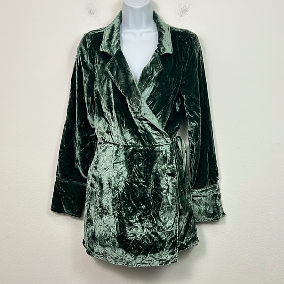 Free People Pants - Free‎ People Emerald Green Crushed Velvet Wrap Romper Tassel Tie Medium NWOT